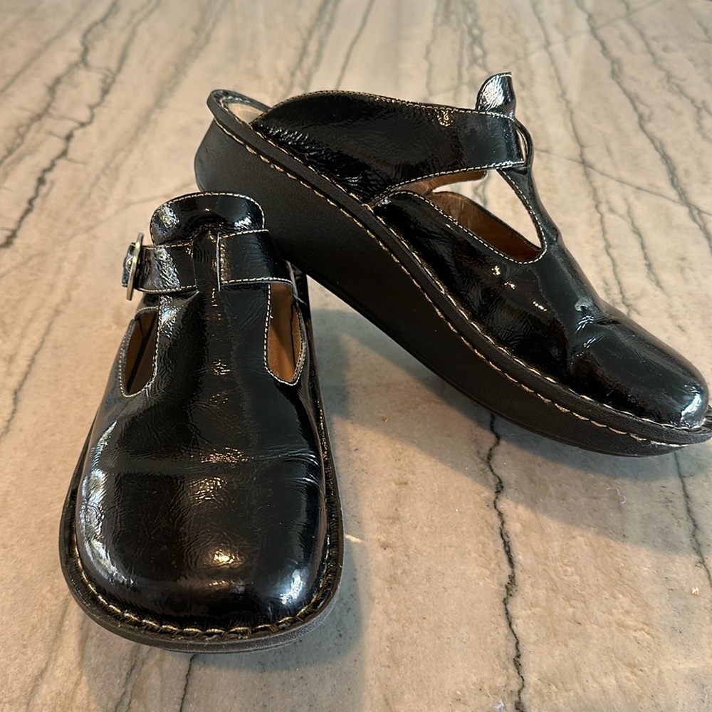 Alegria clog mule slide 41